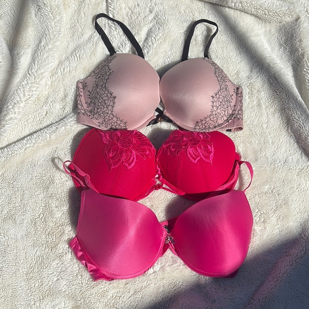 Victoria's Secret Pink and Red Lace Bras Set